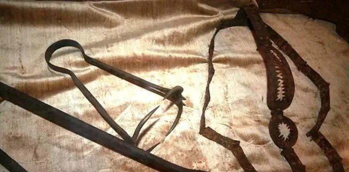 预言成真:美国将要“说话好像龙”! 第8张 预言成真:美国将要“说话好像龙”! 第8张